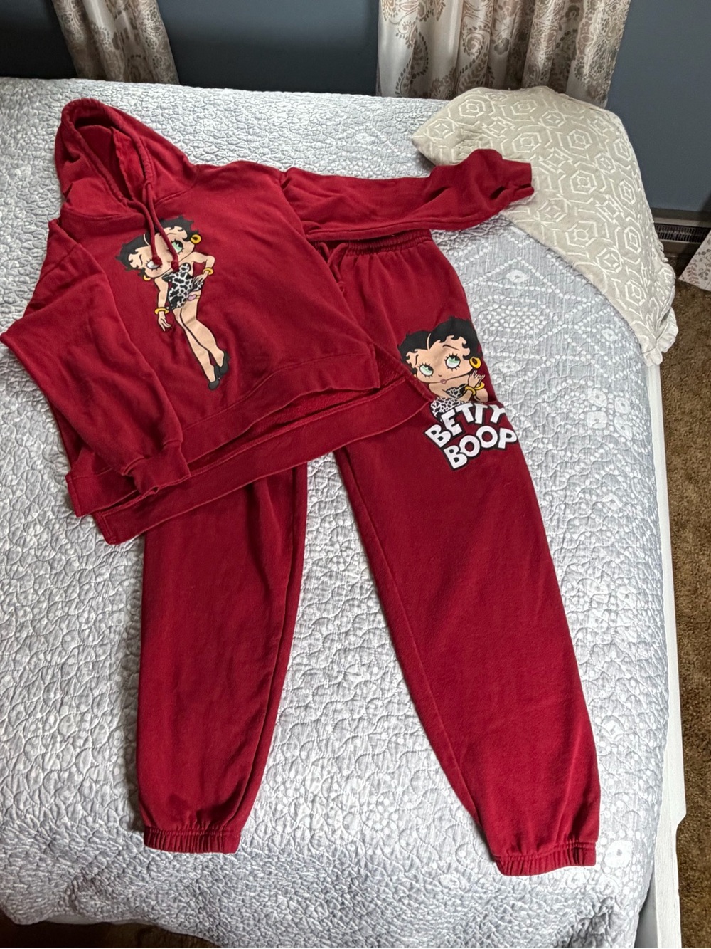 Betty Boop Y2KRed Hoodie & Jogger Set for Women. Size medium.